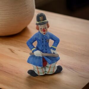 5 1/2" British Police Officer Clown Figurine